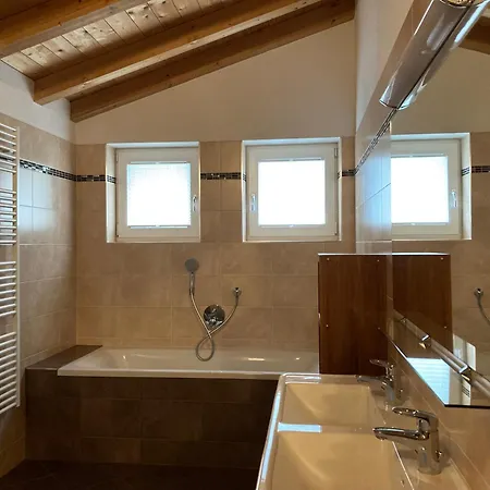 Ferienwohnung Lägenhet Fuegenberg