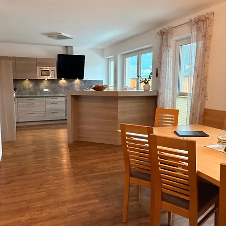 Lägenhet Ferienwohnung *